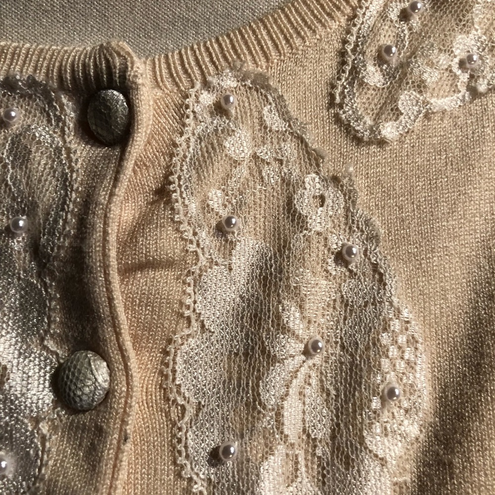 Sweater - Picture 2 of 5